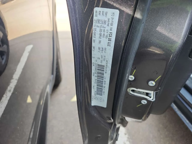 Jeep Cherokee * Altitude * ПАМЕТ * KEYLESS * NAVI - автомобили, коли, обяви за нови и употребявани 9