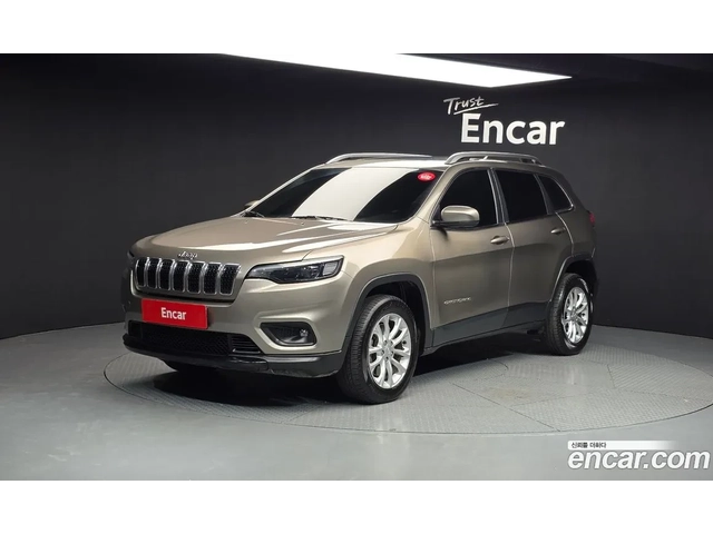 Jeep Cherokee 2.4 4x4 180к.с. * ФЕЙСЛИФТ * ПАНОРАМА * КОЖА - автомобили, коли, обяви за нови и употребявани 0