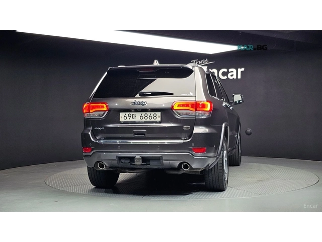Jeep Cherokee OVERLAND* 3.6* КОЖА* ПОДГРЕВ* ОБДУХВ* ПАНО* НАВИ* - автомобили, коли, обяви за нови и употребявани 3