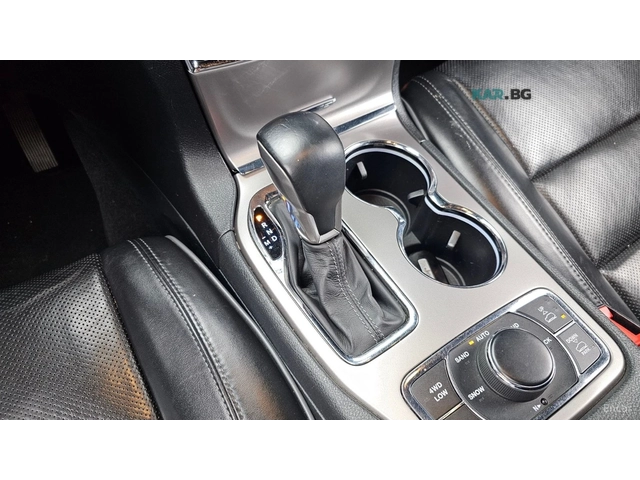 Jeep Cherokee OVERLAND* 3.6* КОЖА* ПОДГРЕВ* ОБДУХВ* ПАНО* НАВИ* - автомобили, коли, обяви за нови и употребявани 8