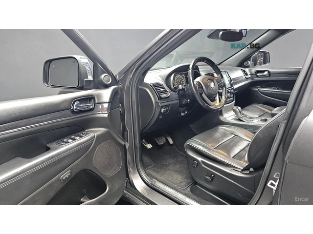 Jeep Cherokee OVERLAND* 3.6* КОЖА* ПОДГРЕВ* ОБДУХВ* ПАНО* НАВИ* - автомобили, коли, обяви за нови и употребявани 9