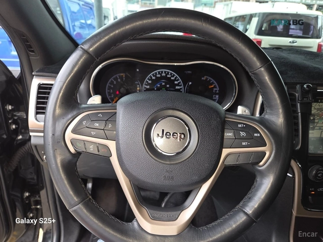 Jeep Cherokee LIMITED* 3.6* КОЖА* ПОДГРЕВ* ОБДУХВ* ПАНО* НАВИ* - автомобили, коли, обяви за нови и употребявани 15