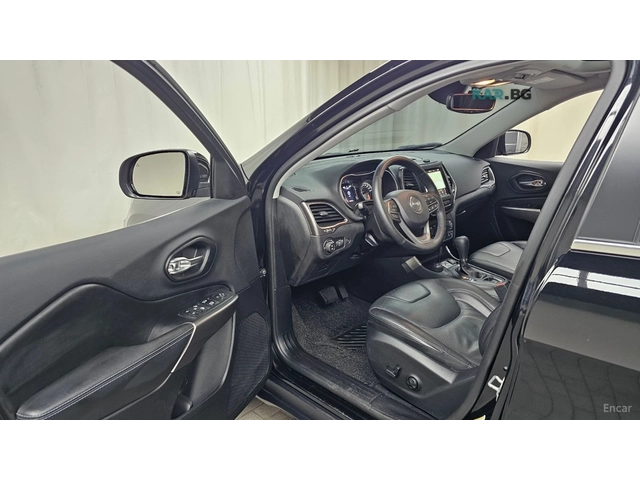 Jeep Cherokee 2.4 Longitude High AWD* КОЖА* ПАНО* НАВИ - автомобили, коли, обяви за нови и употребявани 7