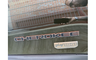 Jeep Cherokee EDITION-75г-AVTOMAT-4X4-115х.к-200k.c-FULL-FULL - автомобили, коли, обяви за нови и употребявани 16