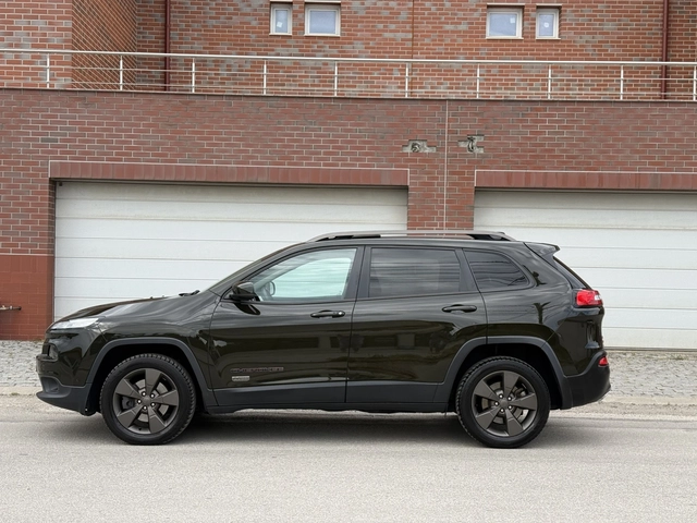 Jeep Cherokee EDITION-75г-AVTOMAT-4X4-115х.к-200k.c-FULL-FULL - автомобили, коли, обяви за нови и употребявани 7