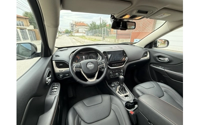 Jeep Cherokee EDITION-75г-AVTOMAT-4X4-115х.к-200k.c-FULL-FULL - автомобили, коли, обяви за нови и употребявани 8