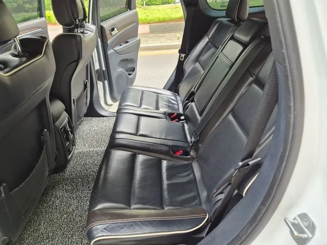 Jeep Cherokee 3.0D AWD Overland - САМО 30% АВАНС - автомобили, коли, обяви за нови и употребявани 10