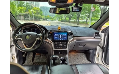 Jeep Cherokee 3.0D AWD Overland - САМО 30% АВАНС - автомобили, коли, обяви за нови и употребявани 8