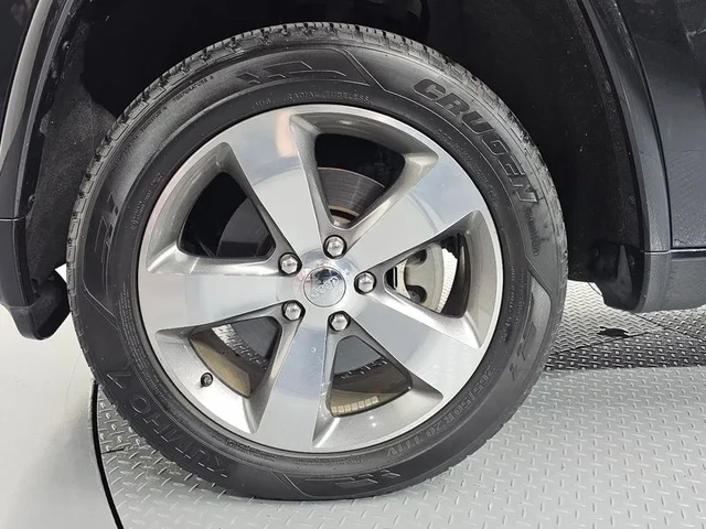Jeep Cherokee 3.0D AWD Overland - САМО 30% АВАНС - автомобили, коли, обяви за нови и употребявани 4