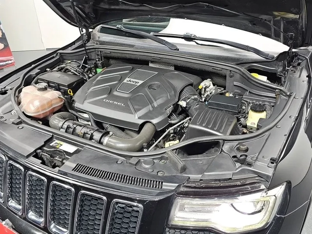 Jeep Cherokee 3.0D AWD Overland - САМО 30% АВАНС - автомобили, коли, обяви за нови и употребявани 5