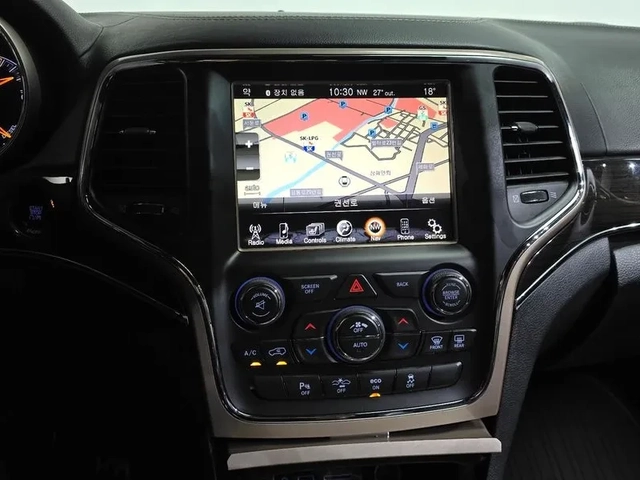 Jeep Cherokee 3.0D AWD Overland - САМО 30% АВАНС - автомобили, коли, обяви за нови и употребявани 12