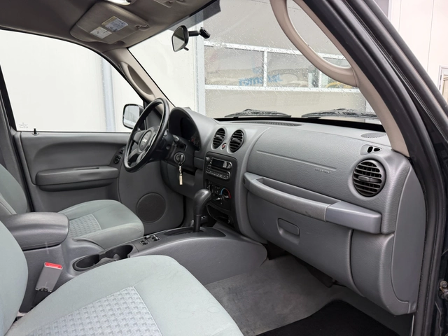 Jeep Cherokee 2.8 crd - автомобили, коли, обяви за нови и употребявани 13