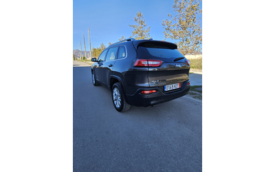Jeep Cherokee LONGITUDE 4x4 2.0MJet 6ск. - автомобили, коли, обяви за нови и употребявани 6