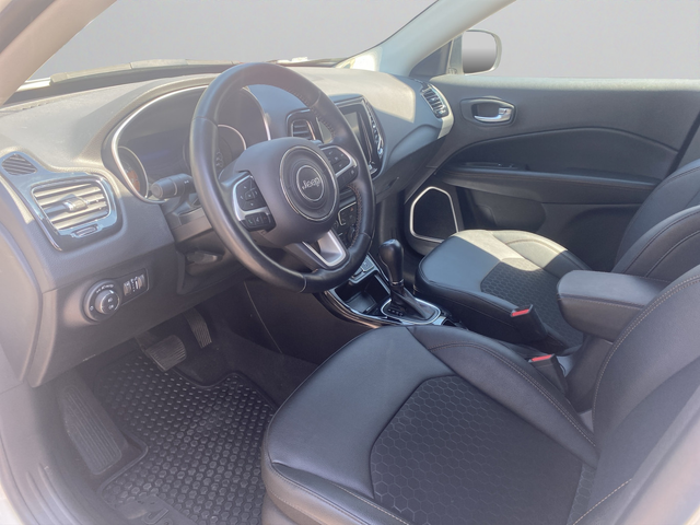 Jeep COMPASS 1.3 T-GDI I4 110kW Limited DCT - автомобили, коли, обяви за нови и употребявани 13