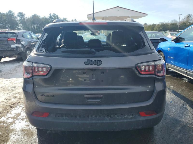 Jeep Compass 2.0L 4 4x4 w/Front Whl Drv - автомобили, коли, обяви за нови и употребявани 5