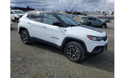 jeep-compass-2-0l-4-4x4-w-front-whl-drv - 3