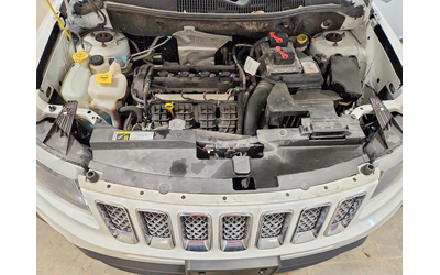 Jeep Compass 2.0L 4 FRONT WHEEL DRIVE - автомобили, коли, обяви за нови и употребявани 10