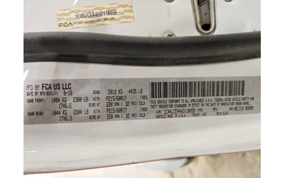 Jeep Compass 2.0L 4 FRONT WHEEL DRIVE - автомобили, коли, обяви за нови и употребявани 12