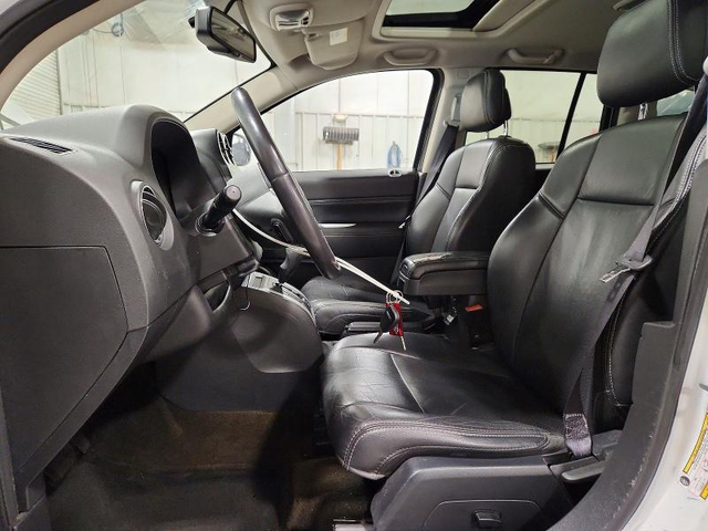 Jeep Compass 2.0L 4 FRONT WHEEL DRIVE - автомобили, коли, обяви за нови и употребявани 6