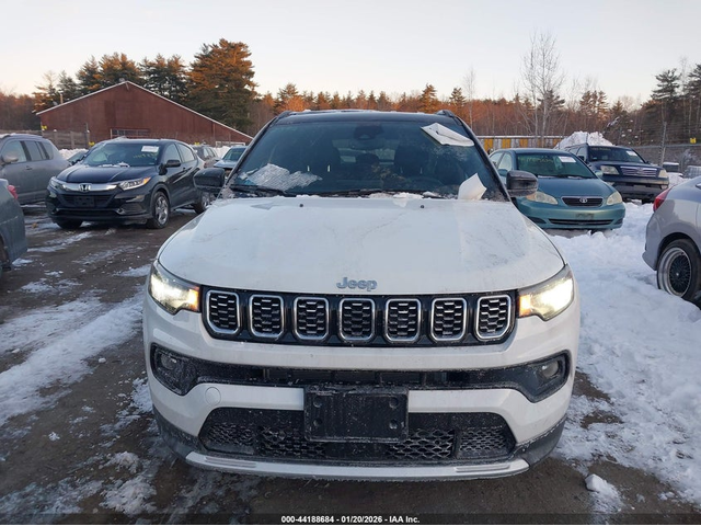 Jeep Compass 2.0L I-4 DI, DOHC, VVT, TURBO, 200HP 4X4 Drive - автомобили, коли, обяви за нови и употребявани 11
