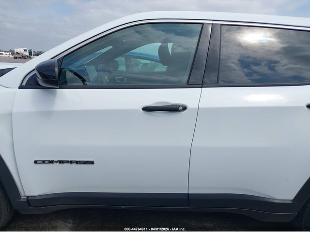 Jeep Compass 2.0L I-4 DI, DOHC, VVT, TURBO, 200HP 4X4 Drive - автомобили, коли, обяви за нови и употребявани 13