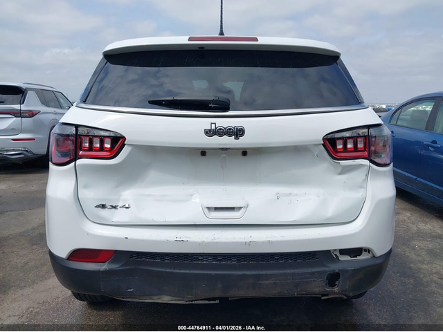 Jeep Compass 2.0L I-4 DI, DOHC, VVT, TURBO, 200HP 4X4 Drive - автомобили, коли, обяви за нови и употребявани 15