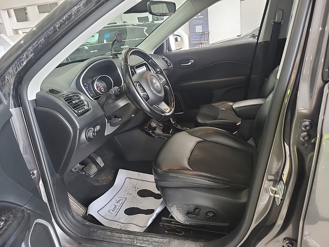 Jeep Compass 2.4L 4cyl 4WD - автомобили, коли, обяви за нови и употребявани 4