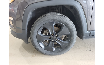 jeep-compass-2-4l-4cyl-4wd - 5