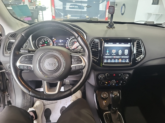 Jeep Compass 2.4L 4cyl 4WD - автомобили, коли, обяви за нови и употребявани 9