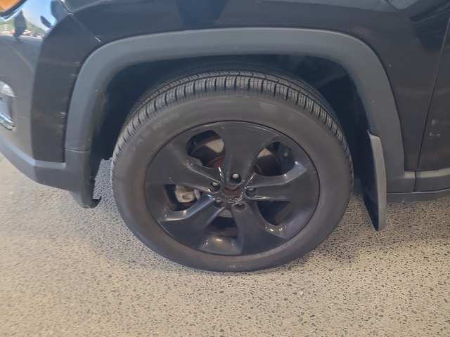 Jeep Compass 2.4L 4cyl 4WD - автомобили, коли, обяви за нови и употребявани 5
