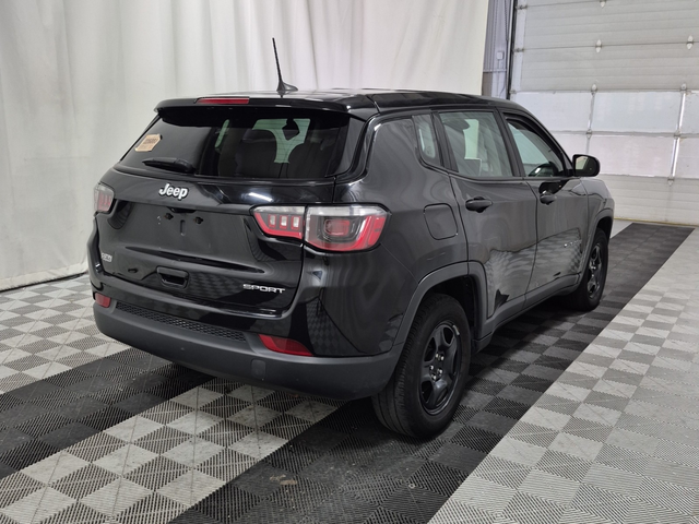 Jeep Compass 2.4L 4cyl Front Wheel Drive - автомобили, коли, обяви за нови и употребявани 2