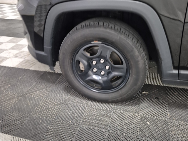 Jeep Compass 2.4L 4cyl Front Wheel Drive - автомобили, коли, обяви за нови и употребявани 5