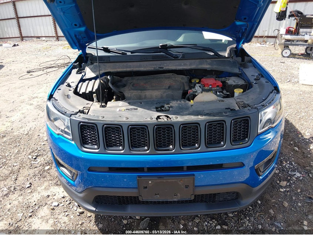 Jeep Compass 2.4L I-4 VVT, 180HP Front Wheel Drive - автомобили, коли, обяви за нови и употребявани 9