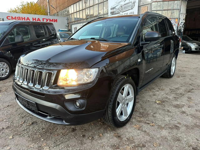 Jeep Compass - автомобили, коли, обяви за нови и употребявани 0