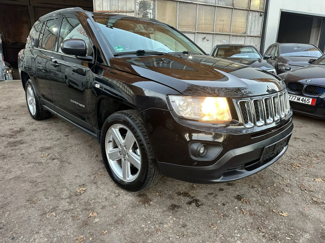 Jeep Compass - автомобили, коли, обяви за нови и употребявани 2