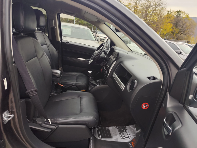 Jeep Compass 2.2CRD* 4X4* КОЖА* XENON* NAVI* EURO5B* - автомобили, коли, обяви за нови и употребявани 11