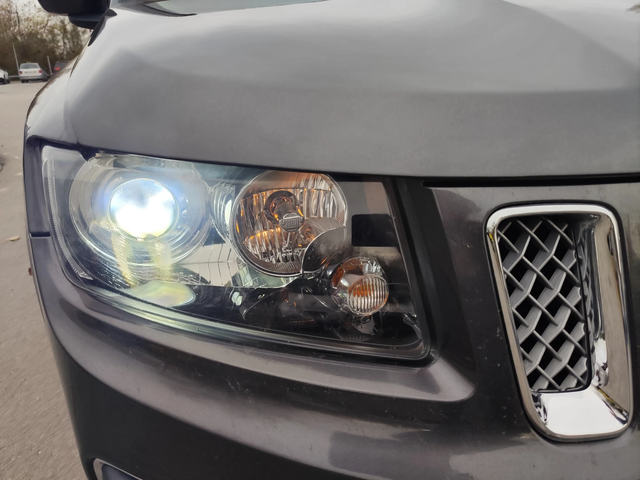 Jeep Compass 2.2CRD* 4X4* КОЖА* XENON* NAVI* EURO5B* - автомобили, коли, обяви за нови и употребявани 15