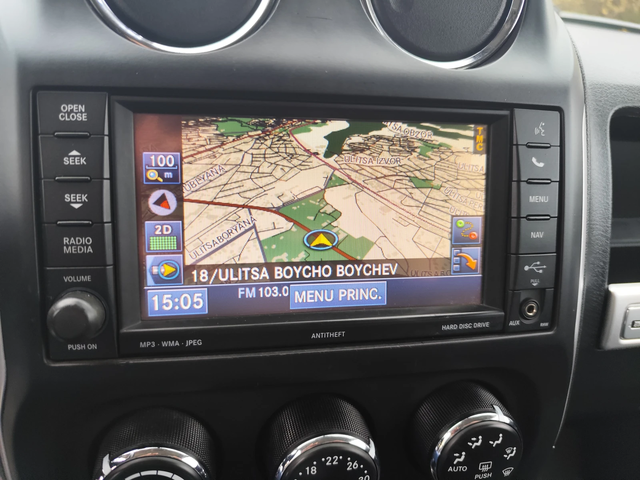 Jeep Compass 2.2CRD* 4X4* КОЖА* XENON* NAVI* EURO5B* - автомобили, коли, обяви за нови и употребявани 8