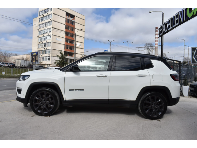 Jeep Compass 1.33PHEV* 4x4* CAMERA* FULL - автомобили, коли, обяви за нови и употребявани 1