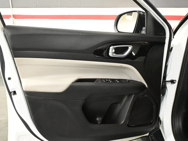 Jeep Compass * АвтоКредит * (ЦЕНА ДО БГ) - автомобили, коли, обяви за нови и употребявани 8