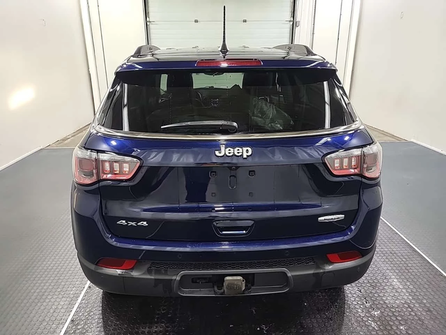 Jeep Compass NORTH| DISTRONIC| ПОДГРЕВ| 2 КЛЮЧА| CARFAX + ГУМИ - автомобили, коли, обяви за нови и употребявани 4