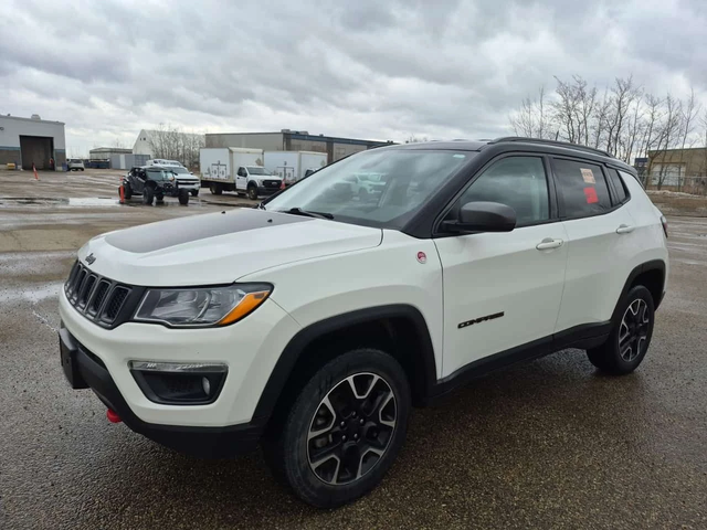 Jeep Compass TRAILHAWK/CARFAX/ - автомобили, коли, обяви за нови и употребявани 1