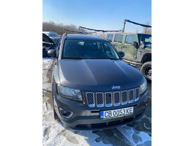 Jeep Compass 2.4 4x4 - автомобили, коли, обяви за нови и употребявани 0