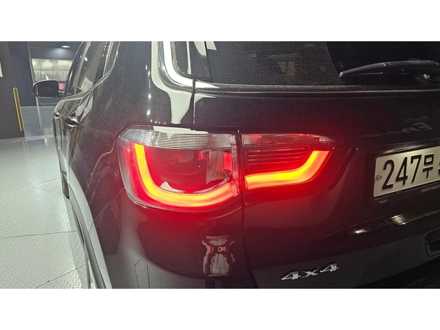 Jeep Compass 2.4 LONGITUDE | ПОДГРЕВ | ПАНОРАМА - автомобили, коли, обяви за нови и употребявани 5