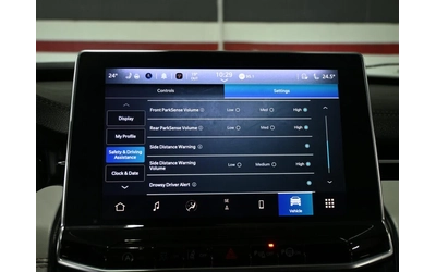 Jeep Compass Limited | 4WD | Дистанционно палене | Carplay - автомобили, коли, обяви за нови и употребявани 10