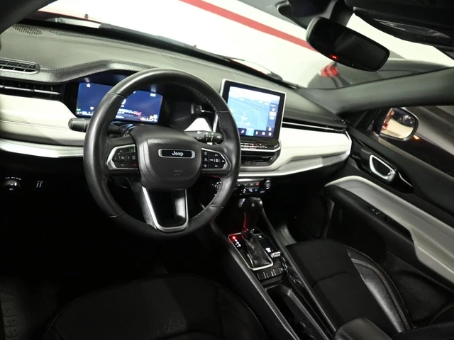 Jeep Compass Limited | 4WD | Дистанционно палене | Carplay - автомобили, коли, обяви за нови и употребявани 6