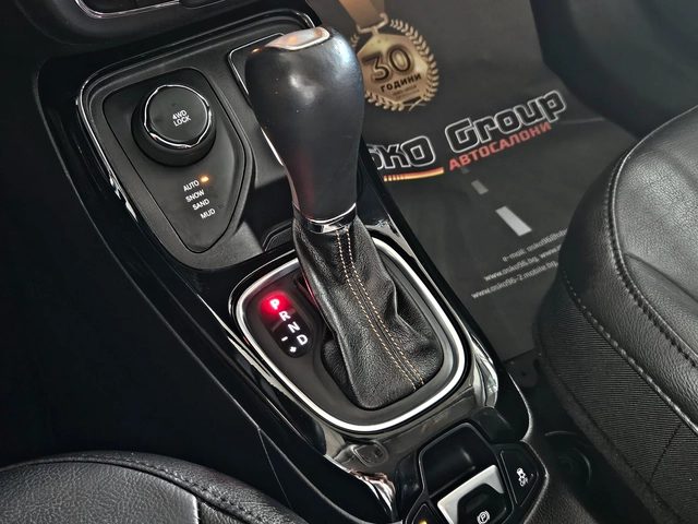 Jeep Compass 4x4/LIMITED/DISTRON/LANE ASYST/CAR PLAY/AMBI/LIZIN - автомобили, коли, обяви за нови и употребявани 10