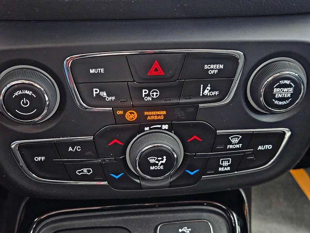 Jeep Compass LIMITED/4X4/DISTR/САМОПАРКИРАНЕ/CAMERA/LINE AS/LIZ - автомобили, коли, обяви за нови и употребявани 11