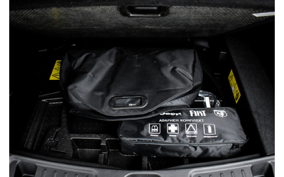 Jeep COMPASS ALTITUDE 1.3 PHEV Petrol 190 hp AT6 4xe - автомобили, коли, обяви за нови и употребявани 14