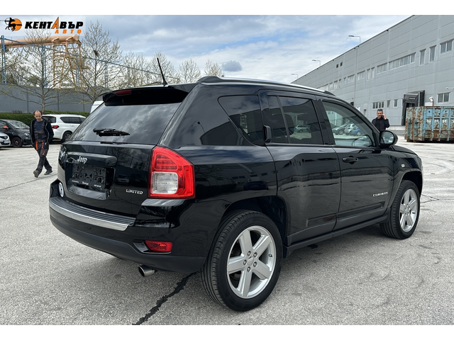 Jeep Compass Автоматик/Бензин/Швейцария/ГАРАНЦИЯ ОТ КЕНТАВЪР - автомобили, коли, обяви за нови и употребявани 3